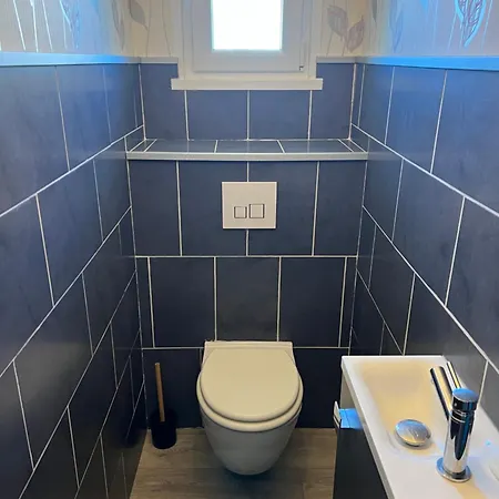 Σαλέ Marie-louise - *